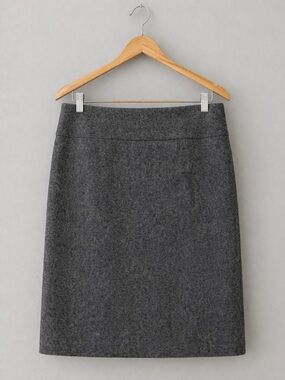 Banana Republic Gray Stretch Pencil Skirt Women’s Size 12 Zip  Career Office